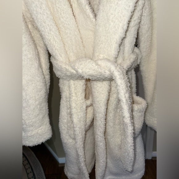 Barefoot Dreams Cozy Chic Youth Robe size 12/14 in cream Soft and cozy - Picture 5 of 9